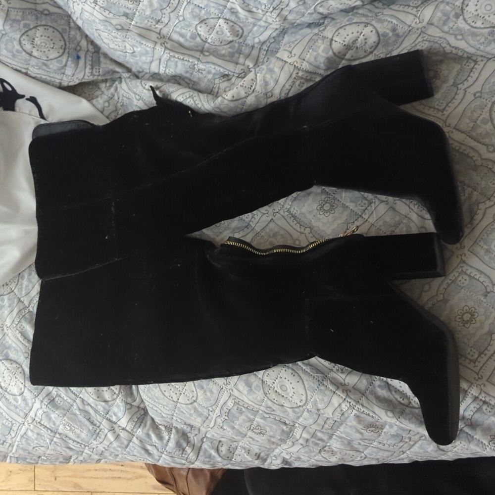 Size 8.5 over the knee boots